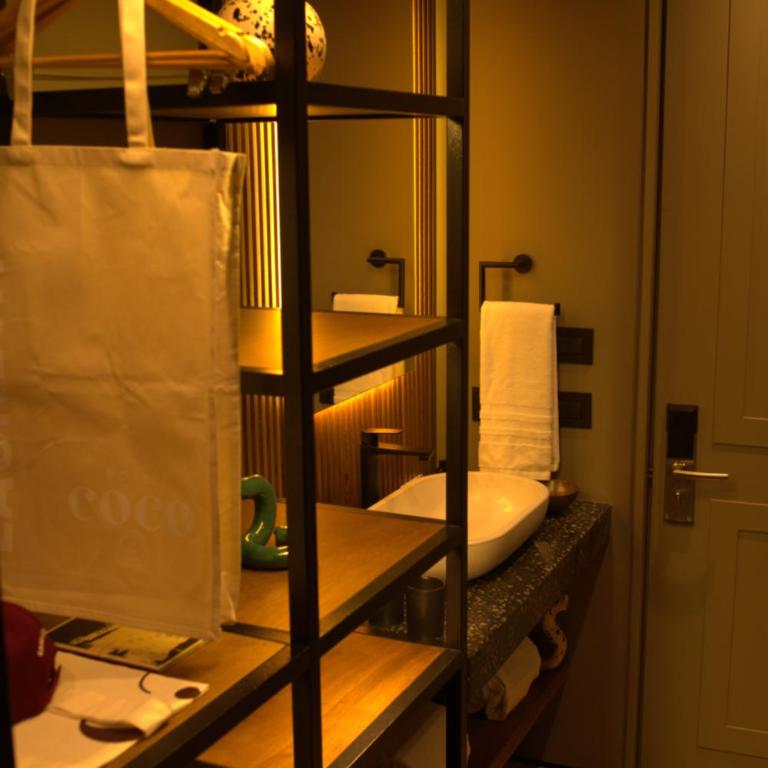 Hotel Coco - Superior Double Room - 5