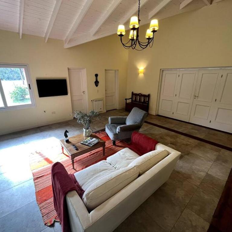 El Lucero, estancia - Four-Bedroom House - 51
