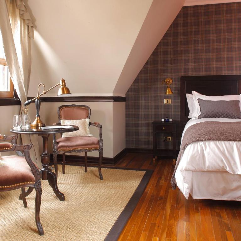 Hotel Boutique Castillo Rojo - Suite Junior con balcón - 2