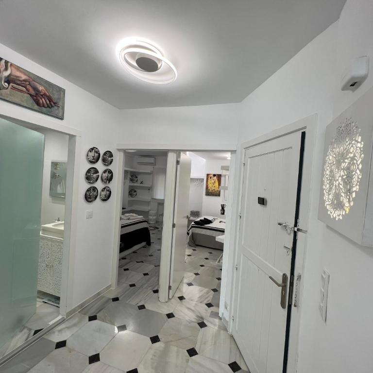 FASCINANTE Hogar en Cabo Pino en MARBELLA - Two-Bedroom Apartment - 47