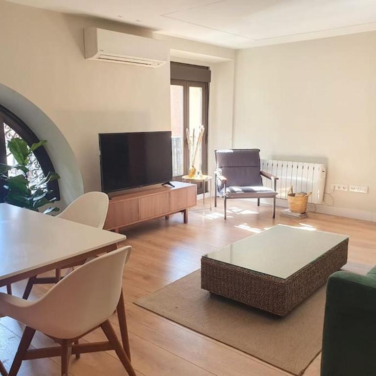 Luxury Apartment Museum Mile Atocha 2 - Two-Bedroom Apartment - 1