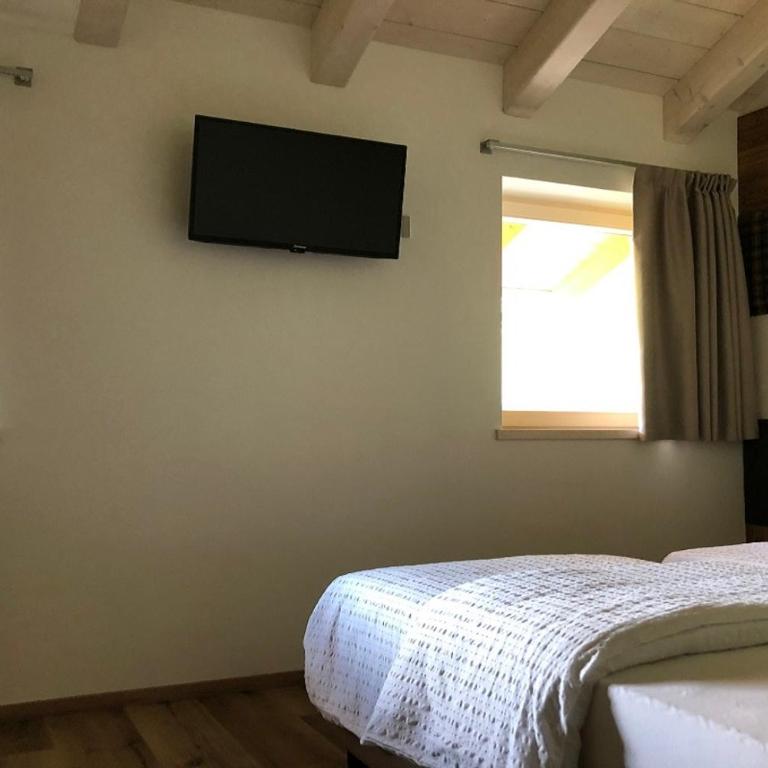 B&B Le Stagioni di Stava - Triple Room with Bathroom - 2