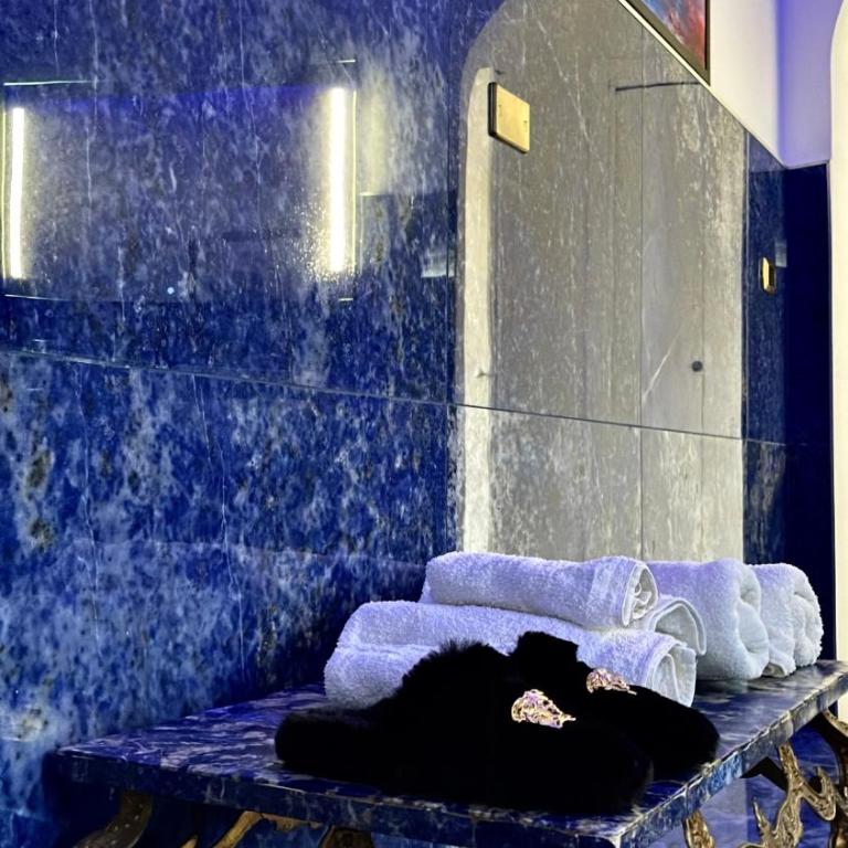 Cannatella's Mansion - King Suite with Spa Bath - 7