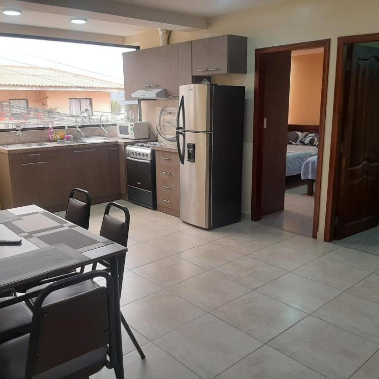 Hospedaje en departamento entero de 2 habitaciones - Apartamento de 2 dormitorios - 7