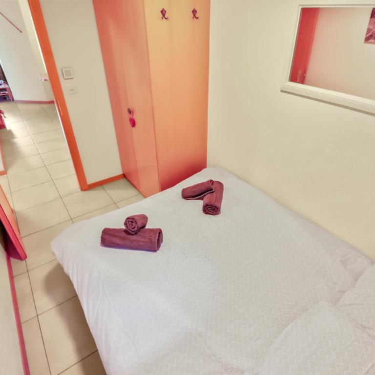 Superbe appartement avec parking couvert gratuit - Apartamento de 3 dormitorios - 13