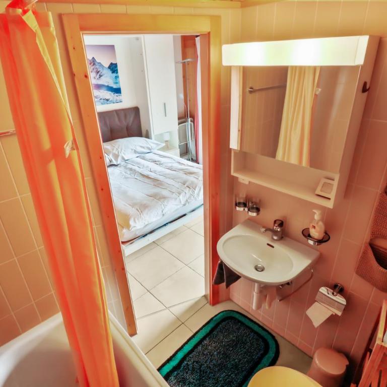 Superbe appartement avec parking couvert gratuit - Apartamento de 3 dormitorios - 23