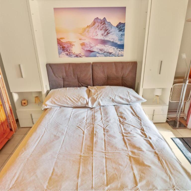 Superbe appartement avec parking couvert gratuit - Apartamento de 3 dormitorios - 28