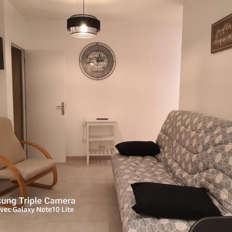 Les Violettes 3 pièces centre ville Antibes - Apartment mit 2 Schlafzimmern - 8