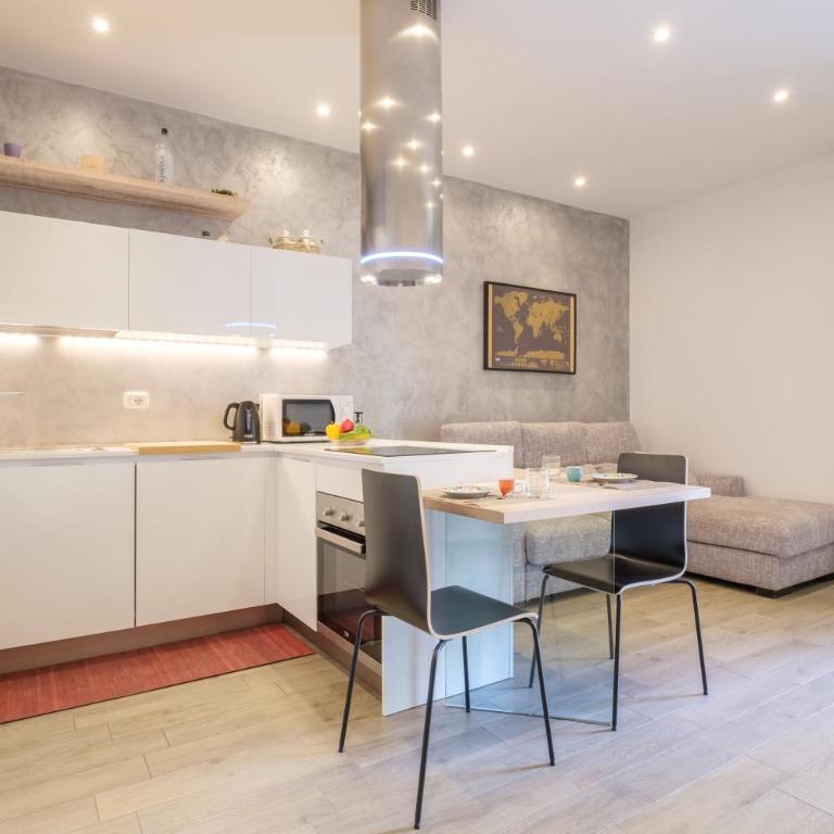 Residence Cairoli 9 by Studio Vita - Appartamento con 1 Camera da Letto - 2