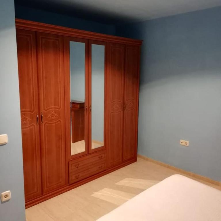 Apartamento grande en el Puerto Marina del Este (La Herradura-Almuñecar) - Three-Bedroom Apartment - 3