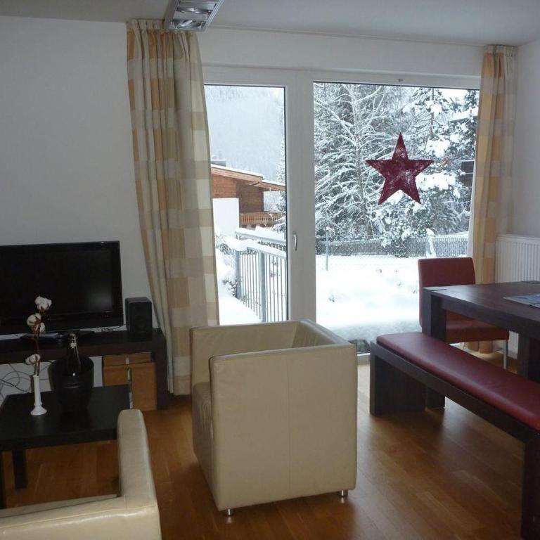 Chalet Schloßkopf FeWo Rendl - Apartment mit Dusche - 4