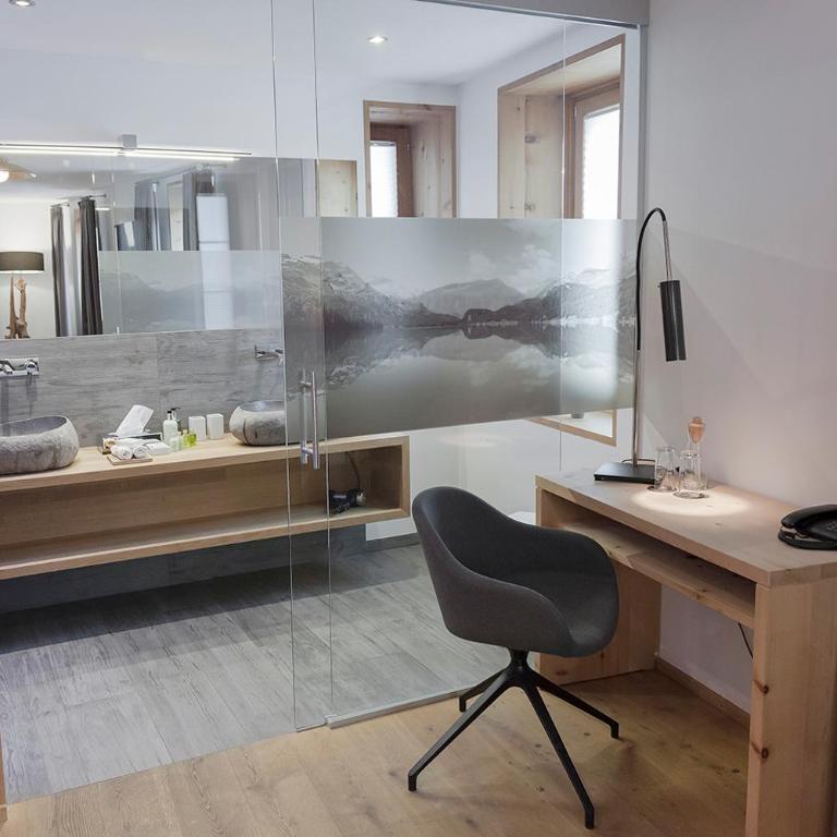 Hotel Baer & Post Zernez - Superior Doppelzimmer Plus - 4