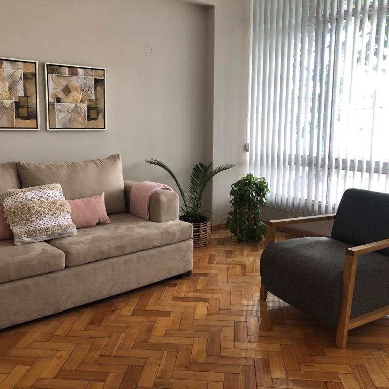 AMPLIO PISO VINTAGE EN ZONA CÉNTRICA DE MENDOZA. - Apartamento de 3 dormitorios - 19