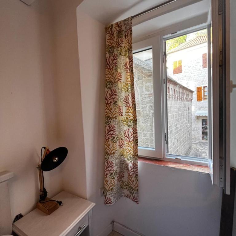 Athos Guesthouse - Dvokrevetna Soba sa Bračnim Krevetom i Sopstvenim Kupatilom - 10