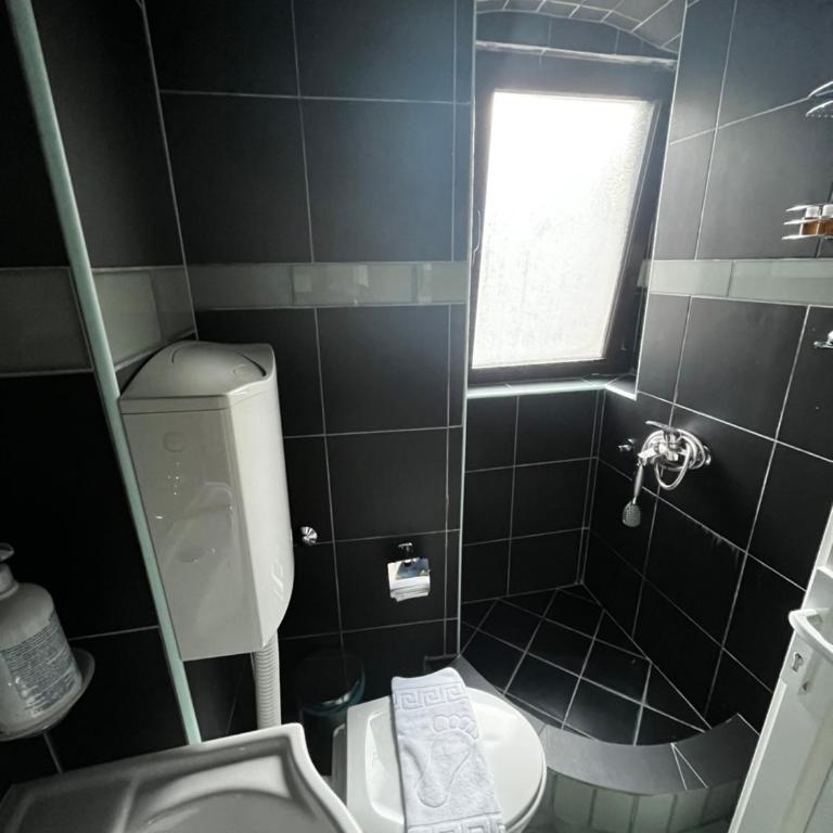 Puerta Apartments - Standardna Dvokrevetna Soba sa Bračnim Krevetom - 4