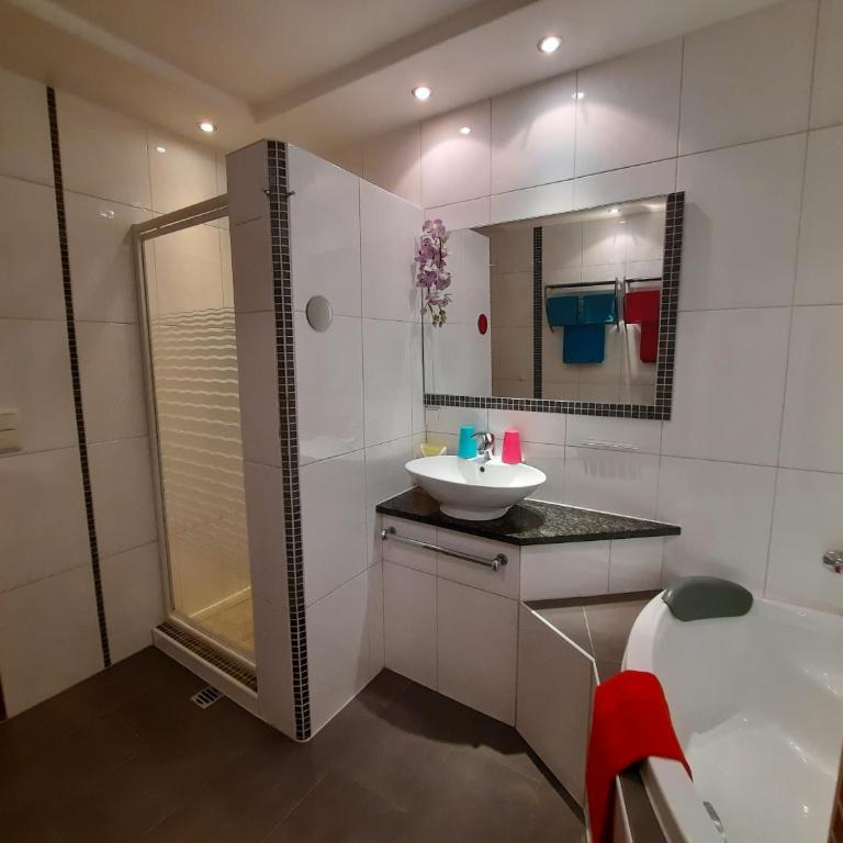 Appartement Schilcher - Apartment mit 2 Schlafzimmern und Terrasse - 7