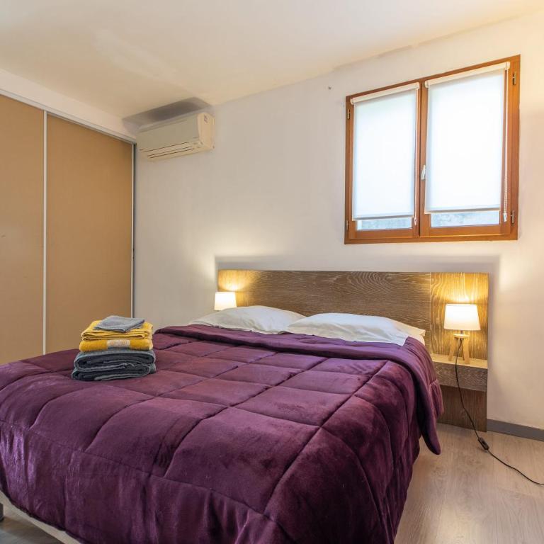 LB Vacation Rentals I Quiet Large 3-Bedroom Apartment with Terrace, Garden & Incredible Mountain View - Appartement - 8