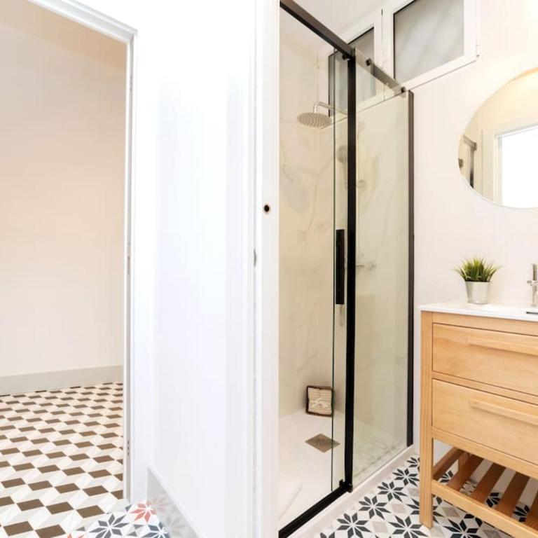 Platonic Love (4) - One-Bedroom Apartment - 17