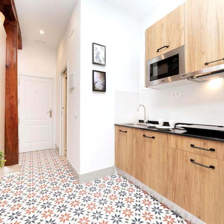 Platonic Love (4) - One-Bedroom Apartment - 21
