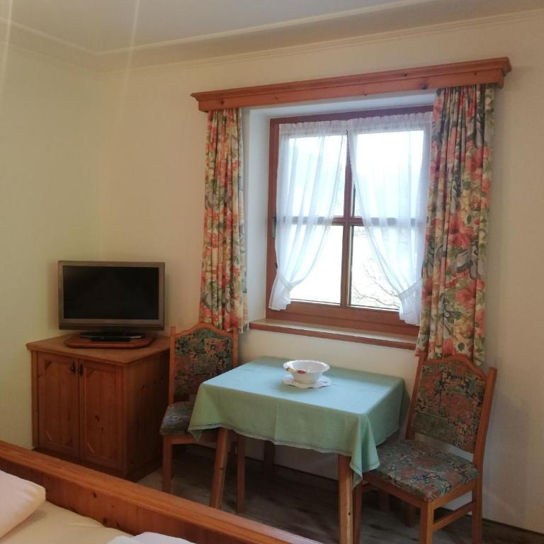Schiederhof - Doppelzimmer mit Balkon - 5