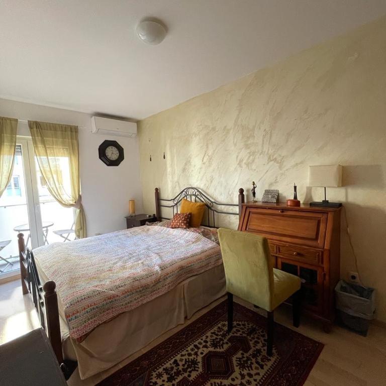 CITY Lux Apartment - Apartman sa Pogledom na Planinu - 2