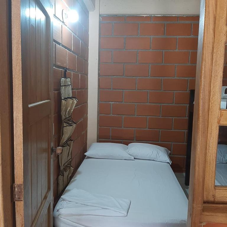 Mi pueblo natal Aptos y habitaciones - Apartamento - 11