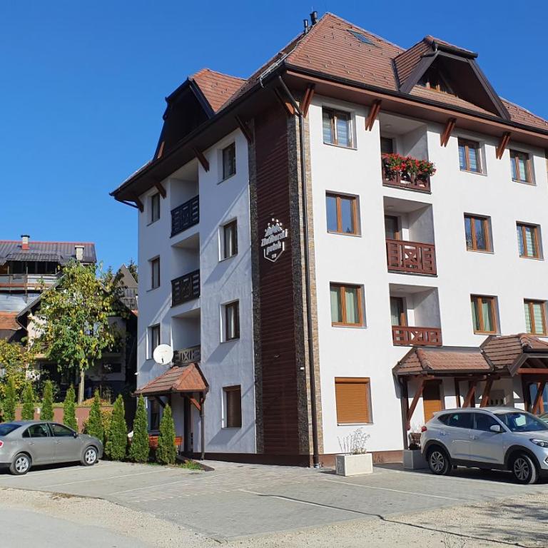 Spring Hill - One-Bedroom Apartment - 2