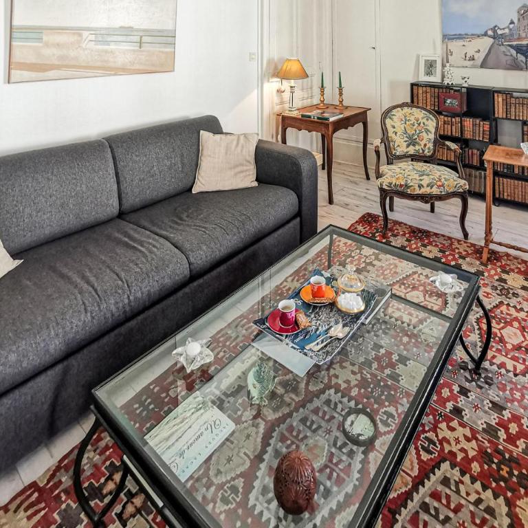 Cozy Apartment In Blois With Wifi - Appartamento con 2 Camere da Letto - 9