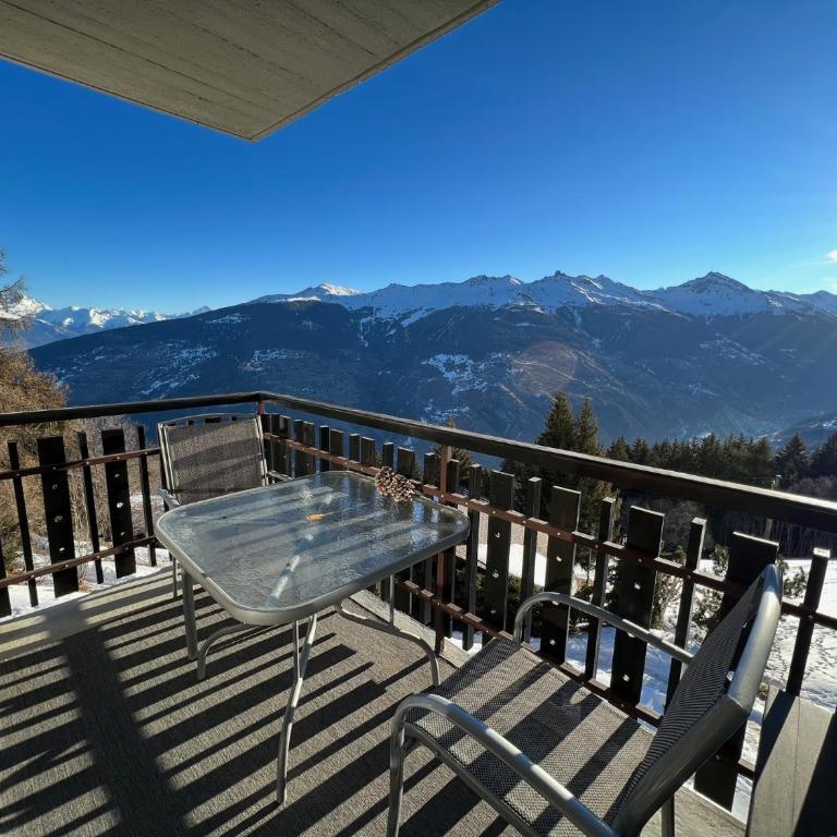 Cosy Studio for 5 near ski lift, Les Gentianes - Studio with Mountain View - 13