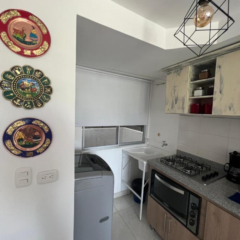 HERMOSO APTO CON VISTA a LAS MONTAÑAS DEL QUINDÍO CERCA de TODO - Apartamento de 2 dormitorios - 20