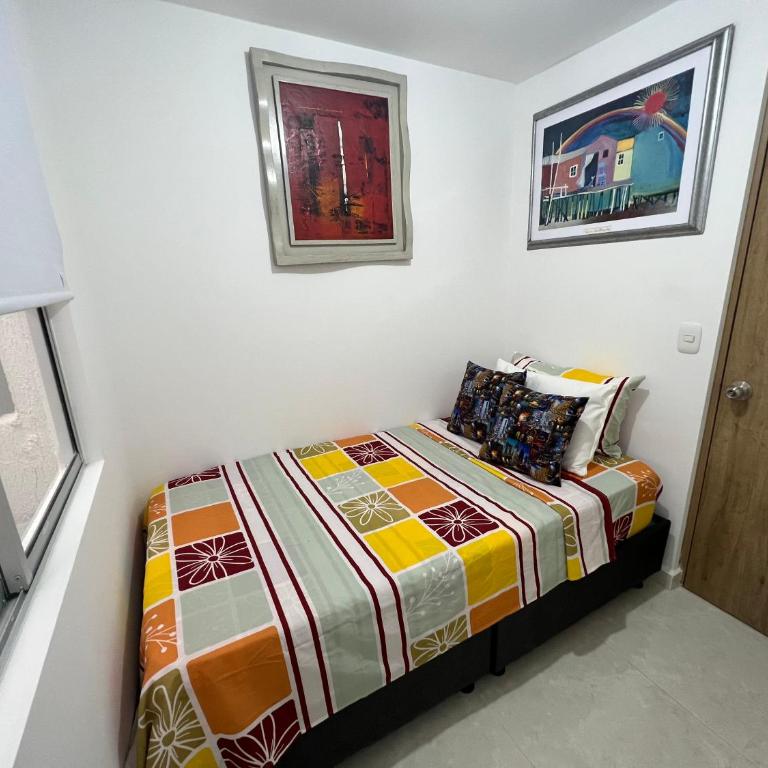 HERMOSO APTO CON VISTA a LAS MONTAÑAS DEL QUINDÍO CERCA de TODO - Apartamento de 2 dormitorios - 10