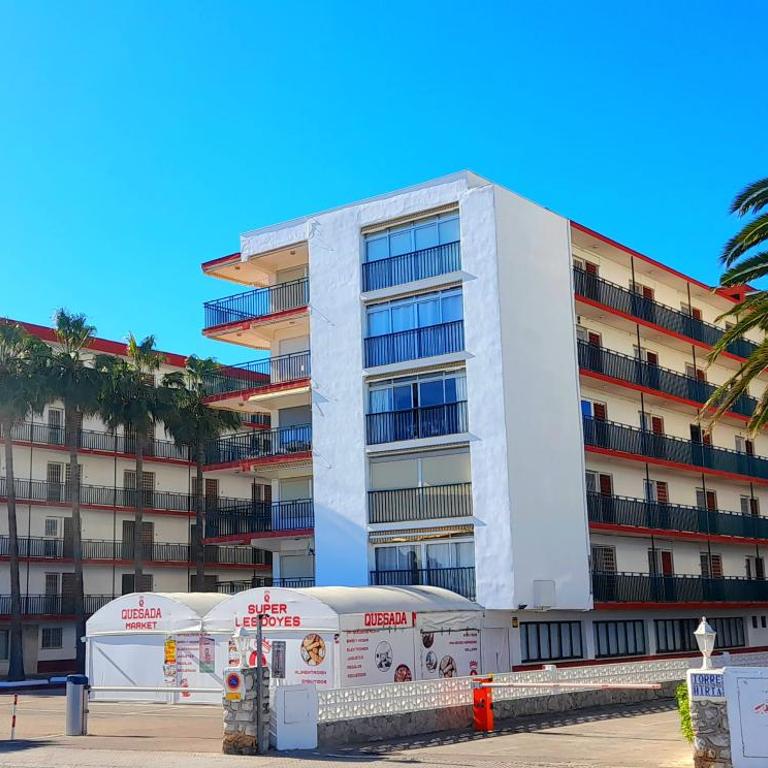 Primera línea, vistas al Castillo, Avda Papa Luna 10 - Apartamento con vistas al mar - 9