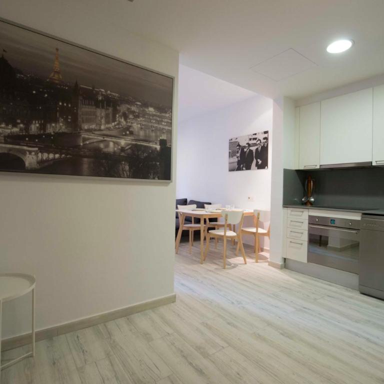 Paseo de Gracia Apartments - Two-Bedroom Apartment - 3
