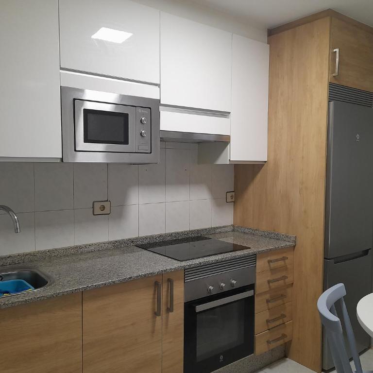 Centro Vigo Apartament Pl America - Apartamento - 3