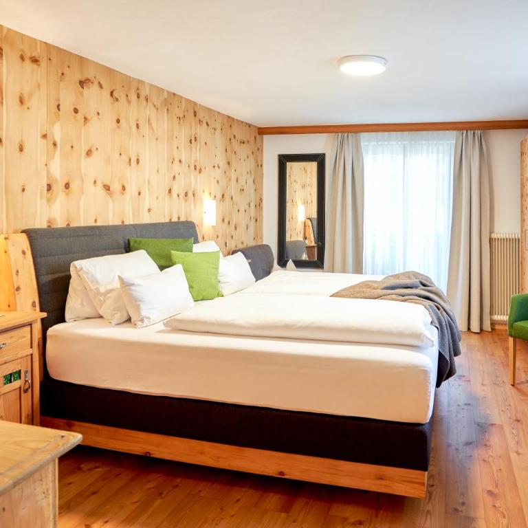 Bio-Pension Bliem - Familienzimmer mit 2 Schlafzimmern und Balkon - 8