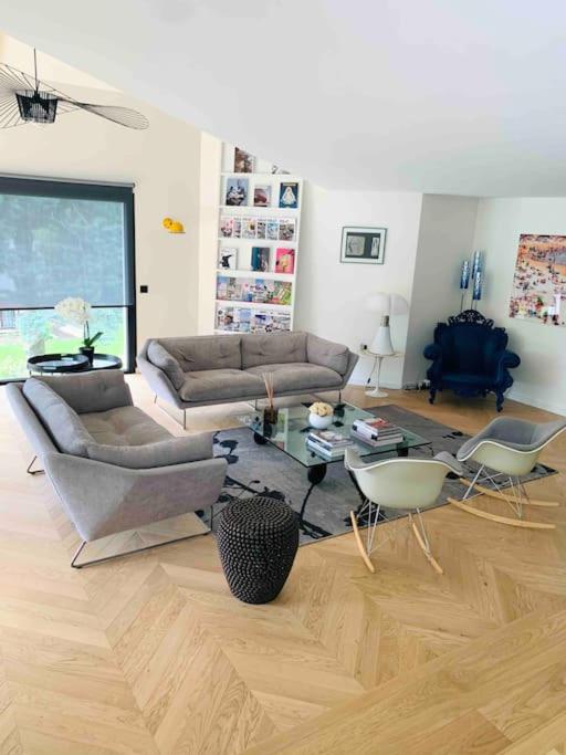 Villa du Pré Vernet - piscine, jardin, climatisation, proche lac - Villa - 21