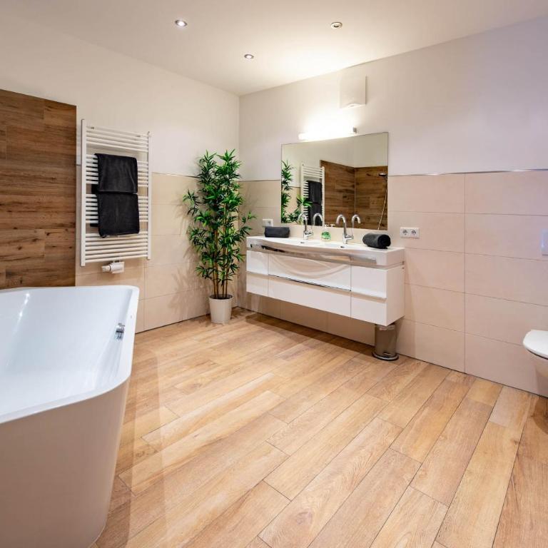 Aparthotel Eichenhof - Appartement Panorama - Apartment mit Seeblick - 33