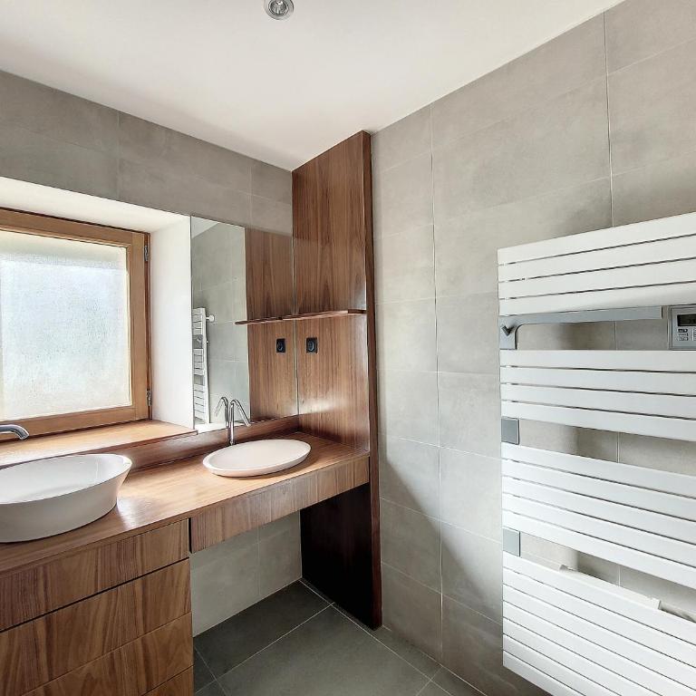 CHEZ HENRI Appartement 4 a 6 personnes proche remontees mecaniques - Appartement - 10