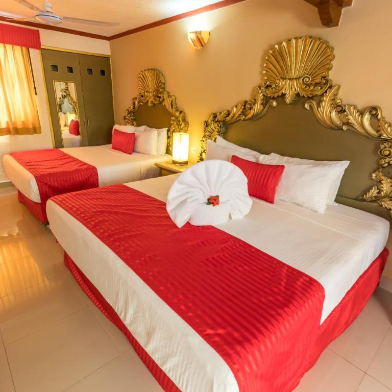 Hotel Las Golondrinas - Superior Queen Room with Two Queen Beds - 3