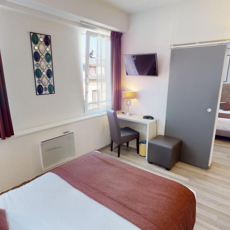 Hôtel de France Contact-Hôtel - Chambre Quadruple Confort - 2
