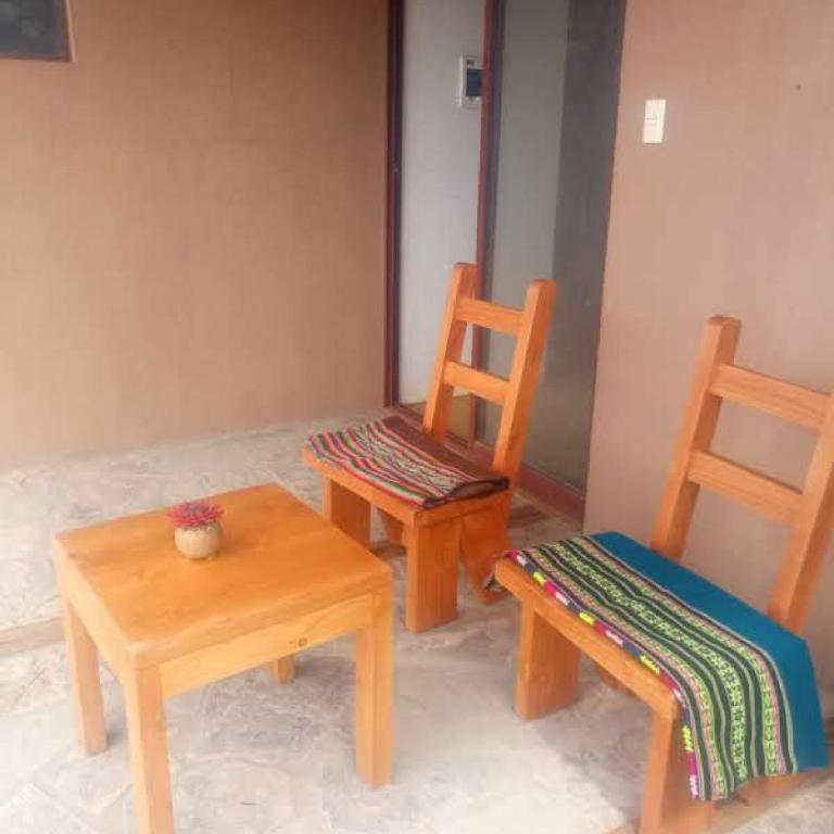Tiunur Lodge - Triple Room with Private Bathroom - 1