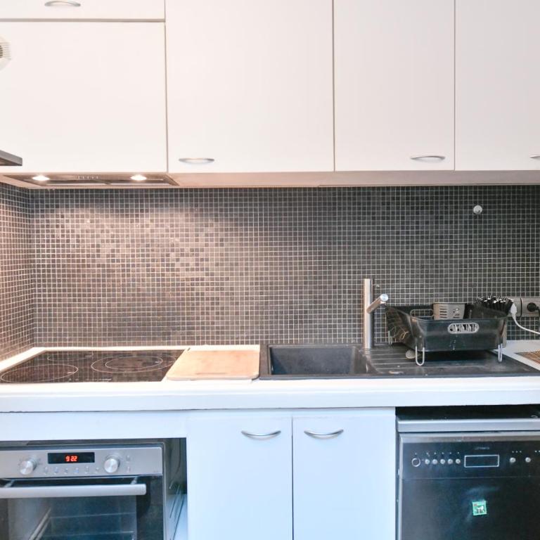 Duplex Design & Moderne en plein cœur de Paris - Apartamento de 1 dormitorio - 4