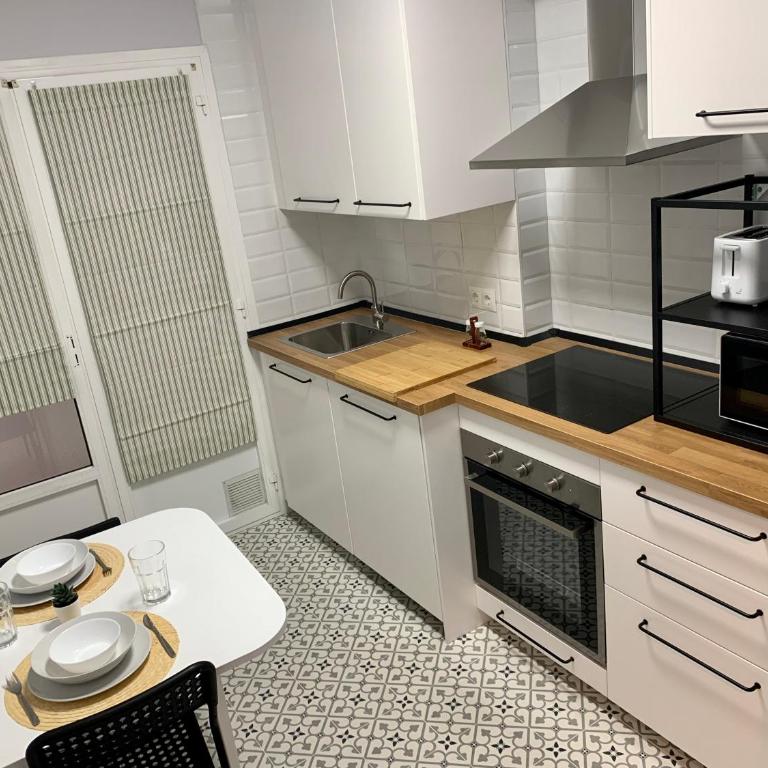 Apartamento con garaje a un paso de la playa - Apartamento de 1 dormitorio - 4