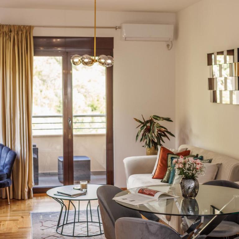 Apartment Poetica Del Mare, Budva, Bečići - One-Bedroom Apartment - 4