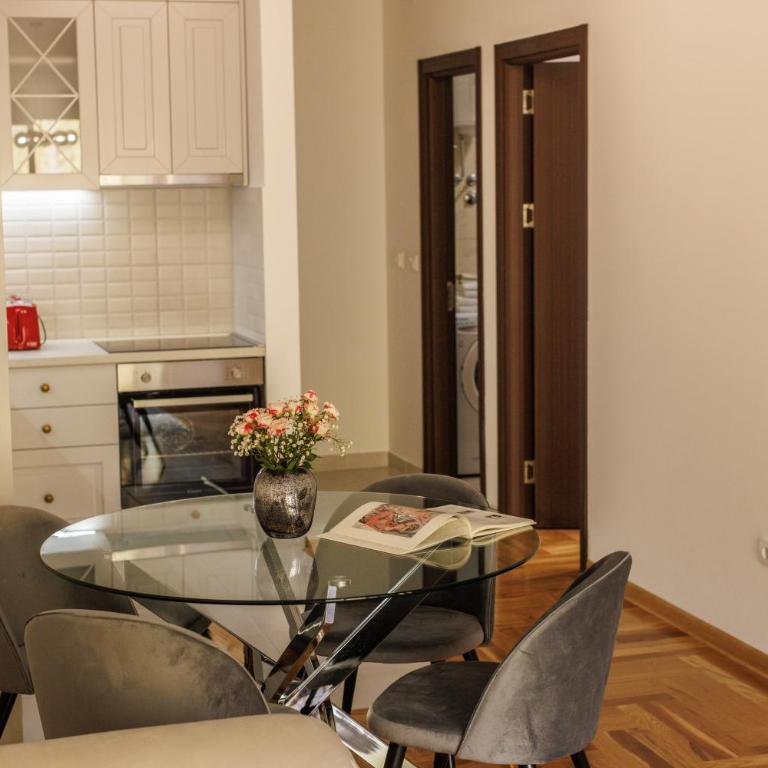 Apartment Poetica Del Mare, Budva, Bečići - One-Bedroom Apartment - 9