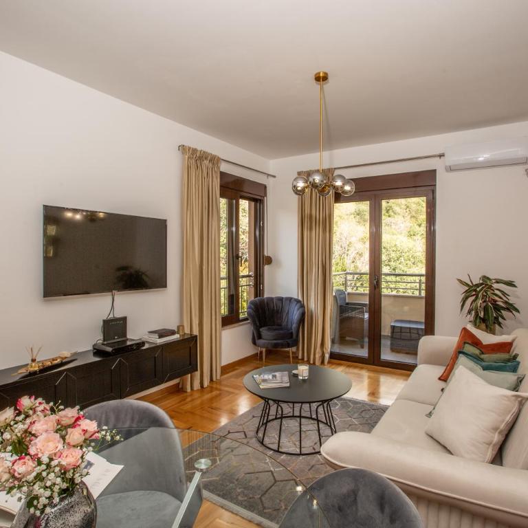 Apartment Poetica Del Mare, Budva, Bečići - One-Bedroom Apartment - 10