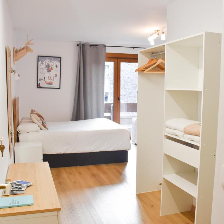 NEU II Estudio Pas de la Casa HUT2-8180 - Estudio Familiar - 1