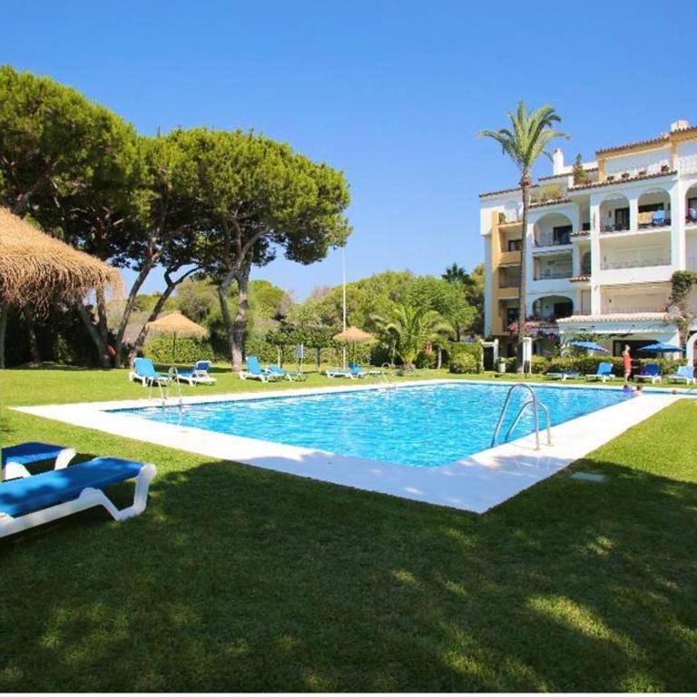 FASCINANTE Hogar en Cabo Pino en MARBELLA - Two-Bedroom Apartment - 66