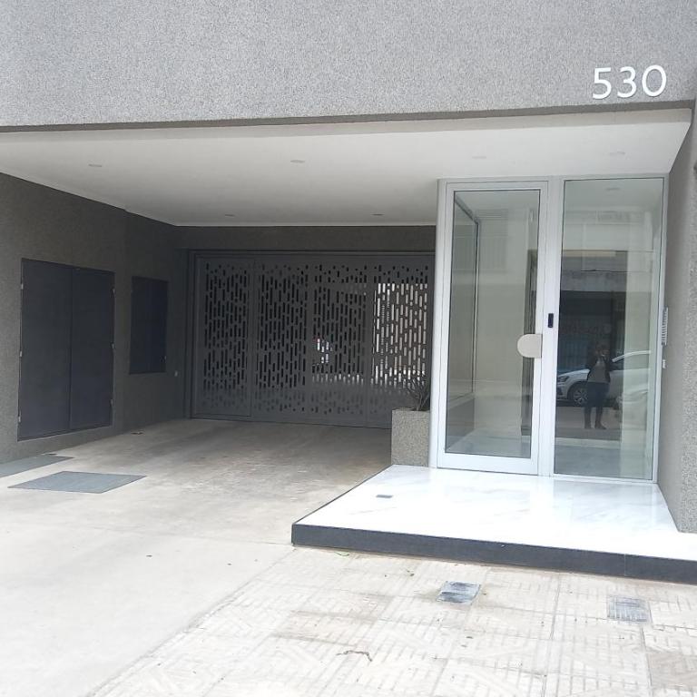 CENTRO NORTE ll a 400 mts del centro con cochera incluida - Apartamento de 1 dormitorio - 12