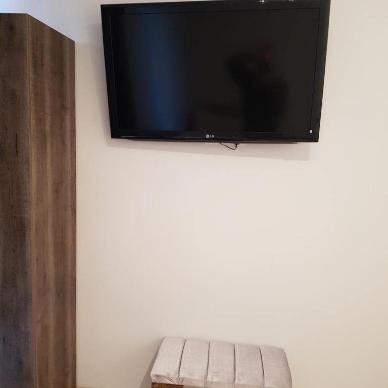 Villa Alba Apartments - Two-Bedroom Apartment - 9